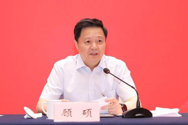 顾硕局长以《学习百年党史 汲取智慧力量 以实际行动