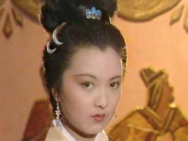除了杨幂还有9位演员扮演过王昭君其中一位是男演员反串
