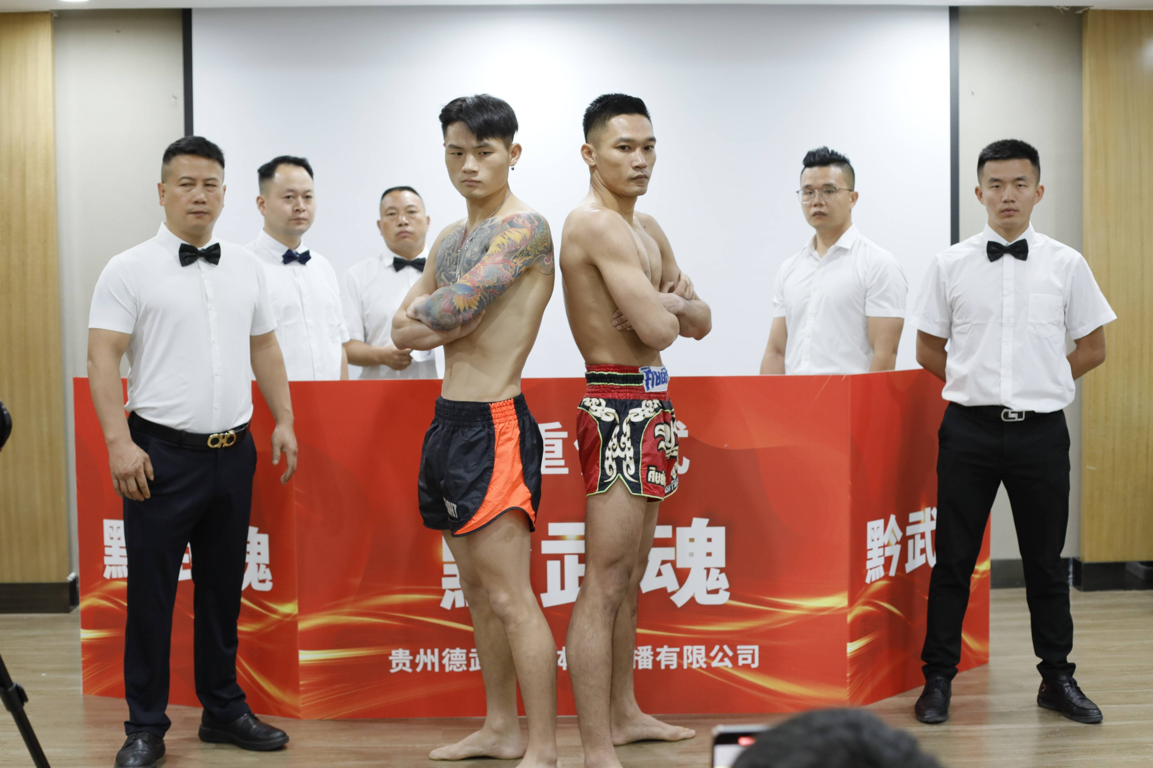 此外,武林风新人王金腰带获得者曲木溪福,"拳坛鲁智
