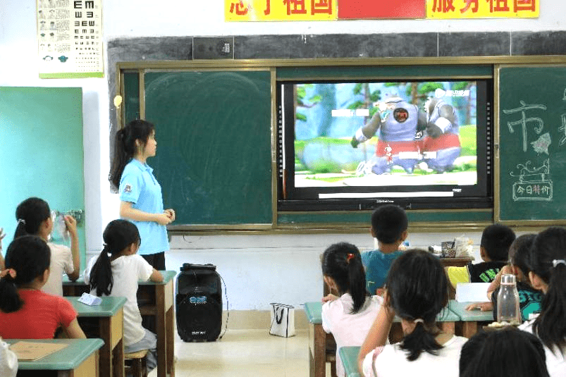 花晨月夕,寓教于乐_冯诗棋_课堂_知识