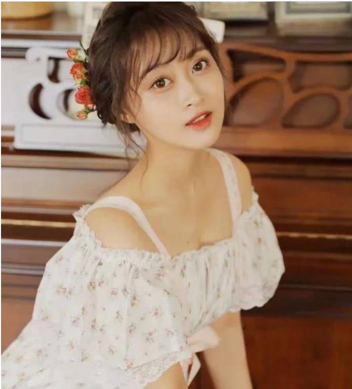 曝光孙侨潞葬礼细节,称女儿未婚不能有墓地,骨灰已融入大海!