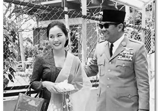 印尼总统苏加诺下台后,日本娇妻携巨款跑到法国,成上流社会名媛_法