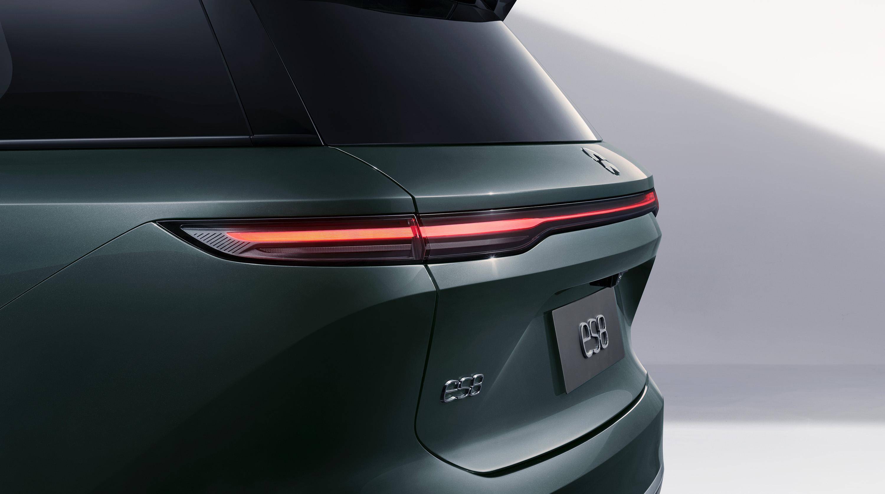 原创
蔚来ES8和EC7上市!蔚来明年销量超雷克萨斯,是不是在吹牛?11 原创
蔚来ES8和EC7上市!蔚来明年销量超雷克萨斯,是不是在吹牛?11