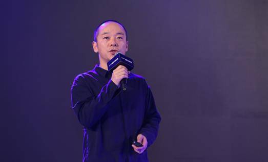 曾经身家100亿的冯鑫，缔造10个亿万财主，因何事锒铛入狱？