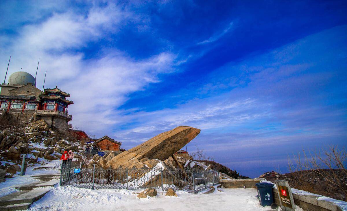 泰山南一盆景式花园，常被旅客忽略，内有稀世瑰宝已逾600年