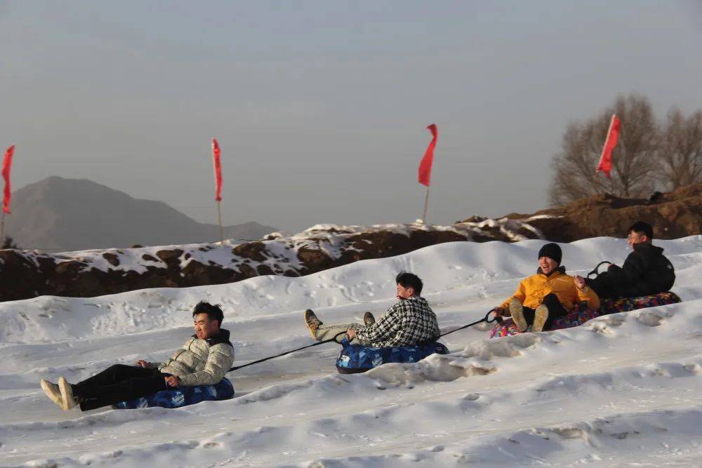 忻州云野小镇冰雪节：村落复兴 全域旅游