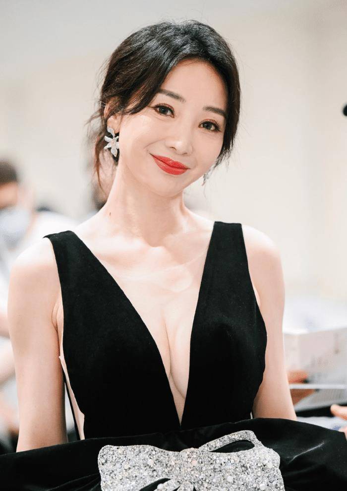 �𼦽���̺Ů���������������Ҵ��۸���ʢ��