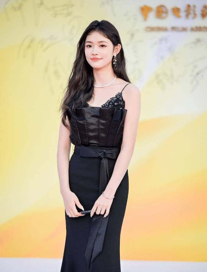 �𼦽���̺Ů���������������Ҵ��۸���ʢ��