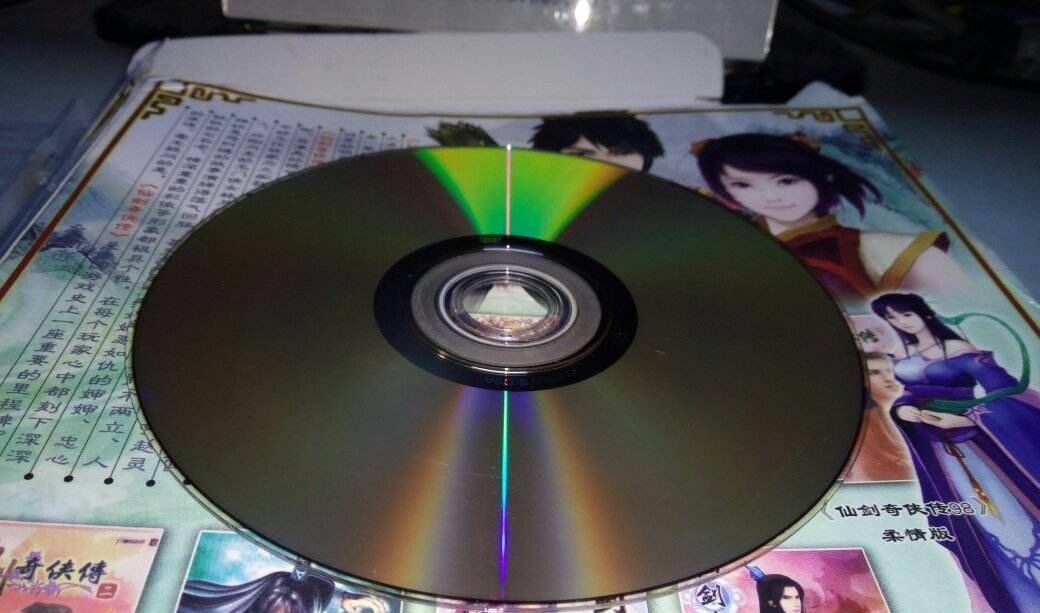 为什么人们仍然收受接管旧DVD？二手光盘的价值是几？