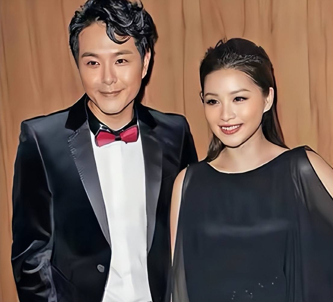 原创与77岁老头谈“爷孙恋”，被亲爹当还债工具，美女姐妹现在如何了
