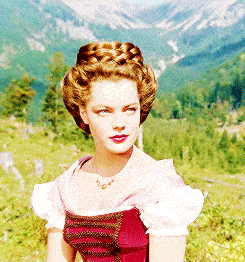 ����·�����͡����繫������Ů����������Щƽ���ġ������� ...