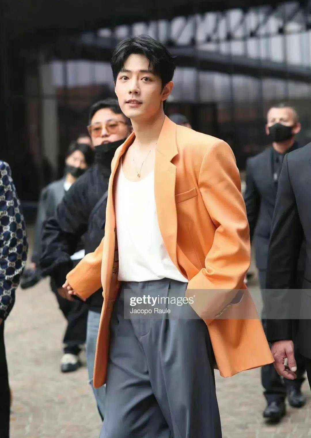 ���κڣ�Фս�ĸ��ݴ����͹���Ӱ����ʵ��ʵ