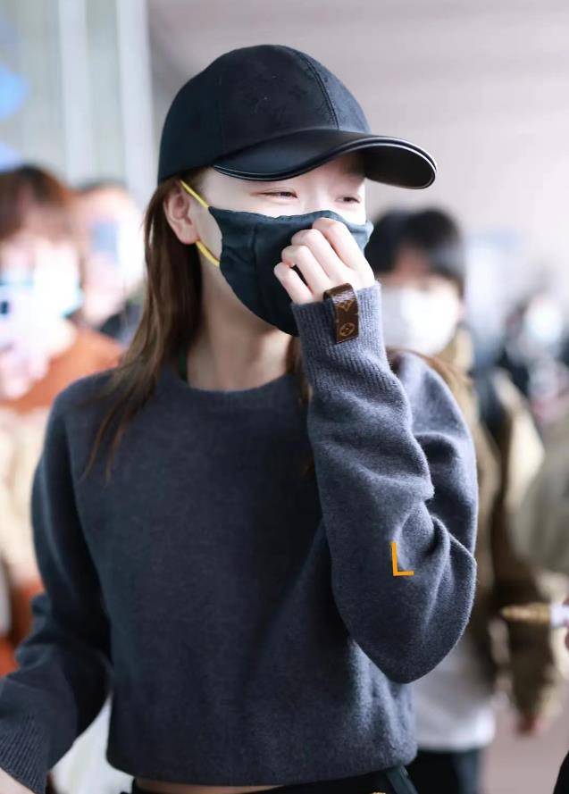 �ܶ�������������ƶ�Ҫ����վ����ͬ��ɻ����㣬Ϳ�촽�� ...