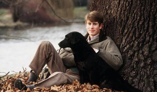 ���»����ӣ���������Ů��ȴ���ܳ裬��������������û�� ...