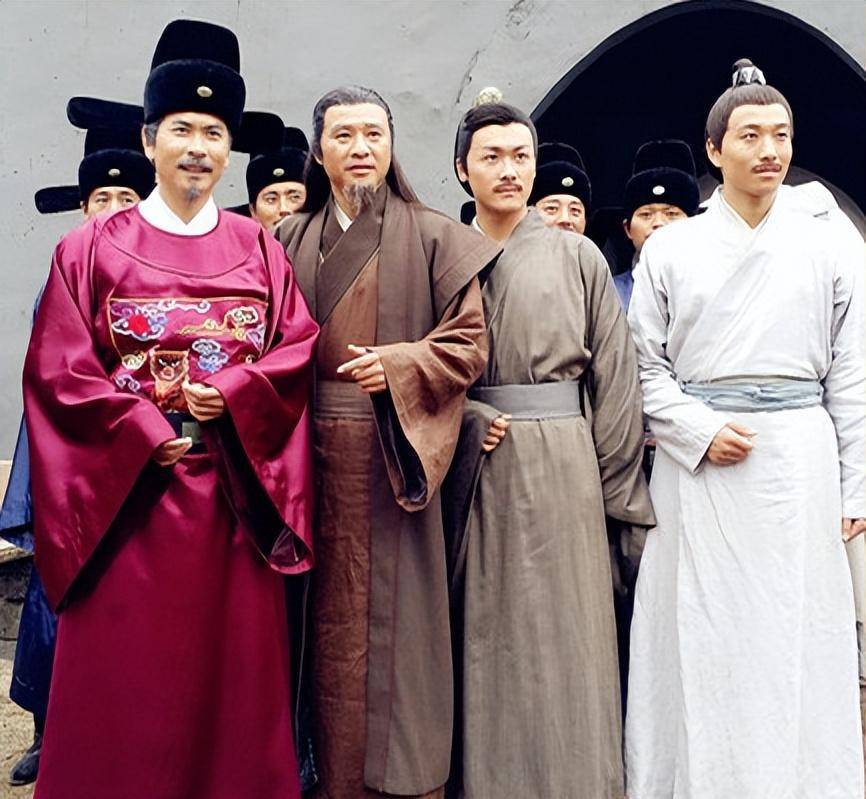 《天下正道》定档,吴卓翰李彩桦主演,众多戏骨加持,导演水平高