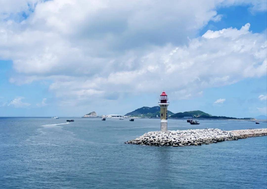 广东鲜为人知的海岛，深圳坐船可中转，过来度假和旅居都挺好的