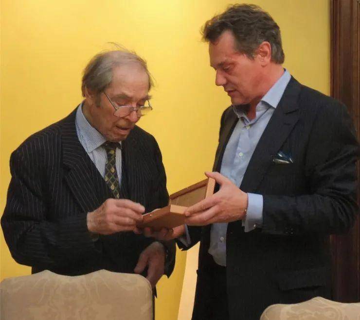 ������ۣ��Ŷ����ٴ����������������к�������