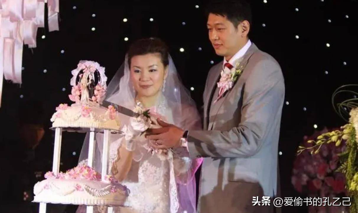 ��һ����Ī�ƣ���������һҹ��ͷ���ٻ�Ȣ��������ǰ�� ...