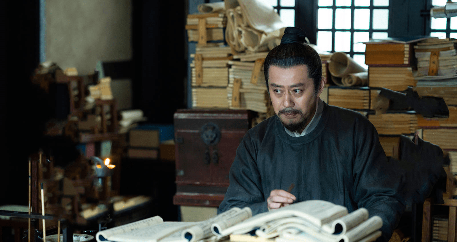 �γ��������䣬ȷ�����ڼҷ���������������ҵ�����Ψ�� ...