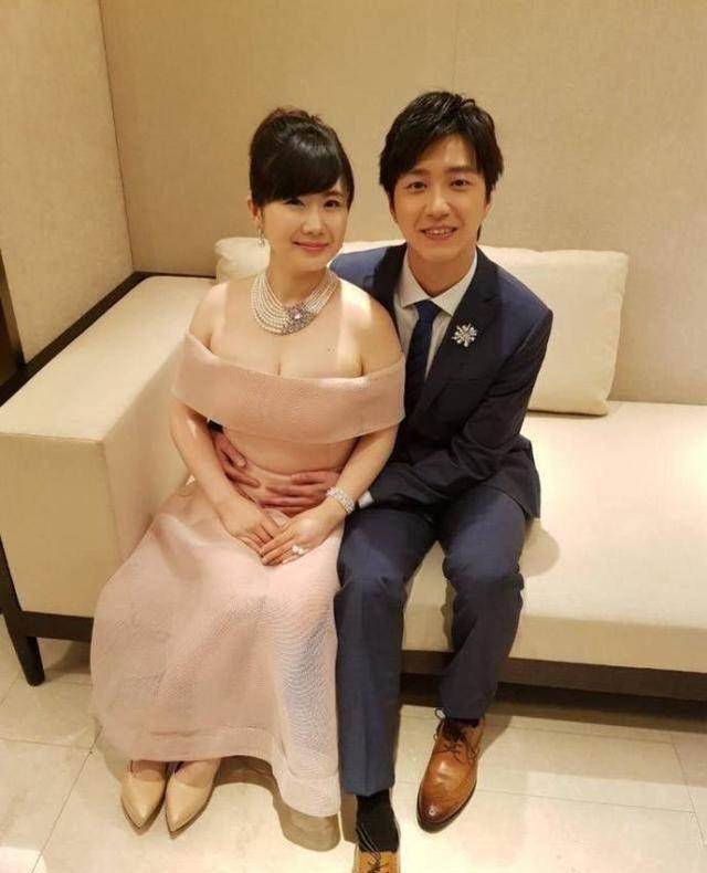 江宏杰成了晒妹狂热者，晒出了本身亲爱女儿的萌照，网友：太像福原爱了！