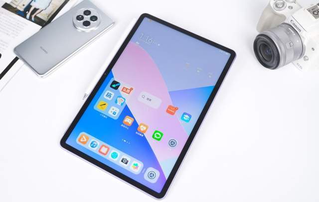 华为MatePad 11英寸 2023款：纸感柔光屏引领无纸化进修新体验