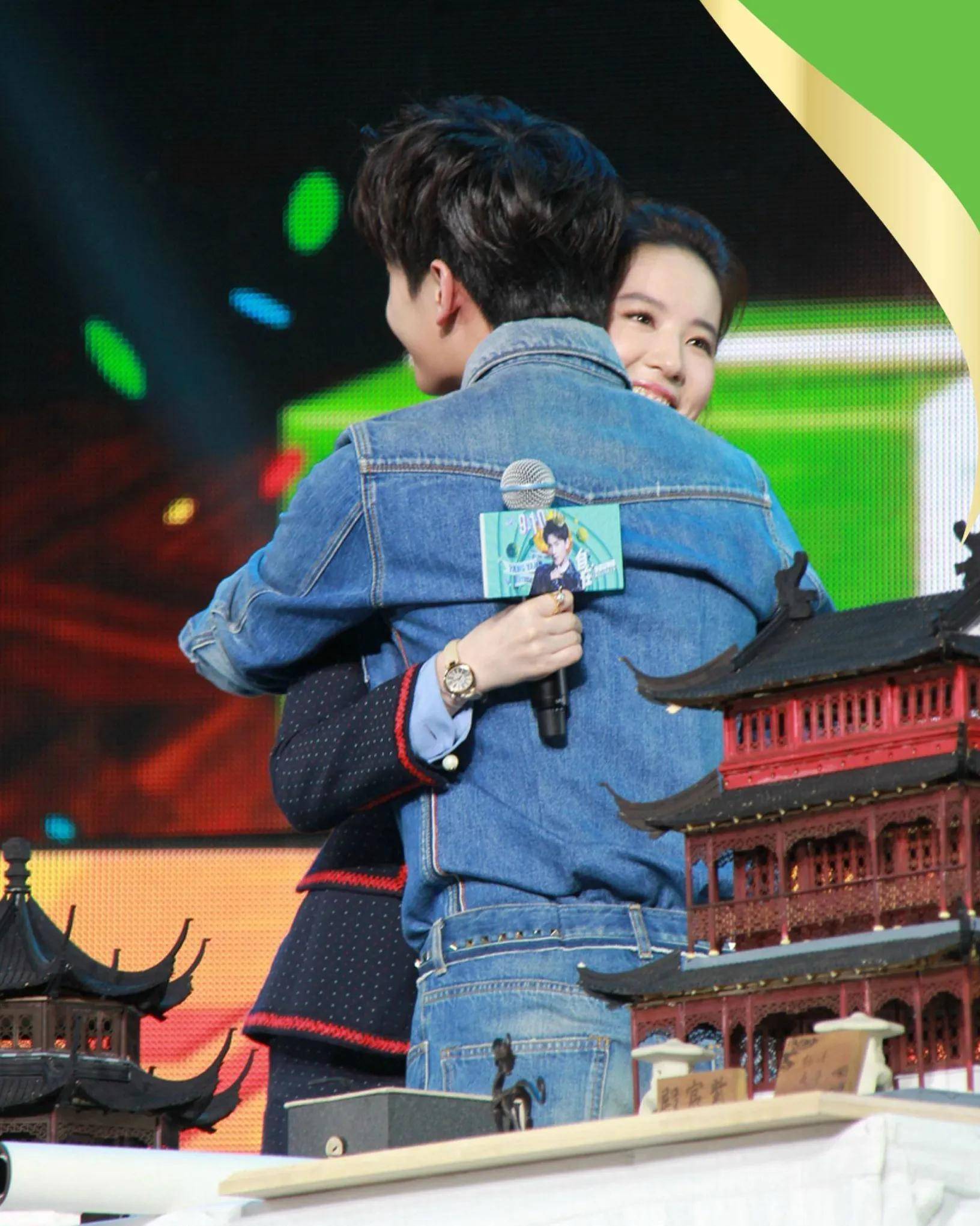 �����������ˣ���������̨������ӵ����΢��֮ҹ��Фս ...