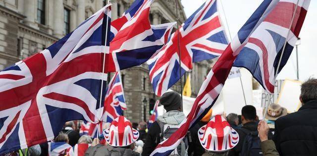 ����ʲô������սӢ������ȮĹ�����ֱ�Ĩ���������������� ...