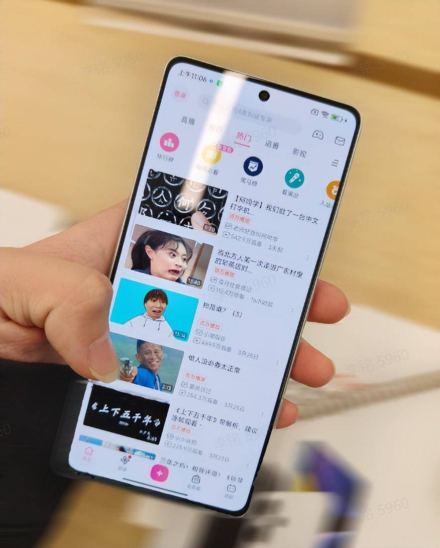 �����������������£�������ƷӲ�����̣�¬������ס�ˣ�