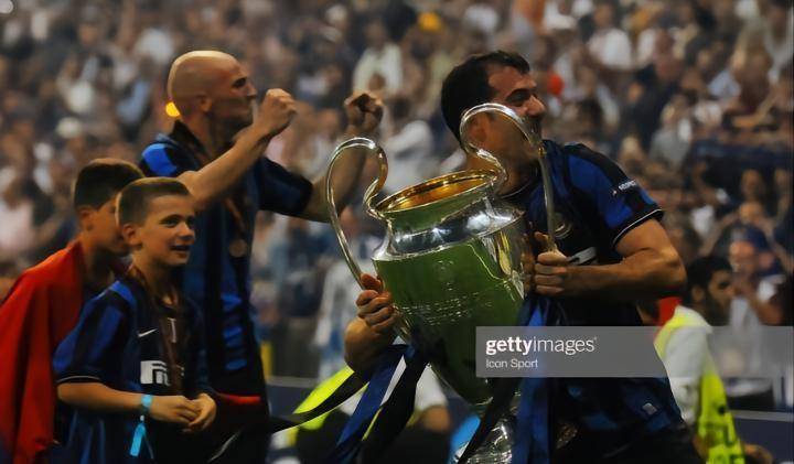 �̵���λ��������ͬ�ط���ս����Ա