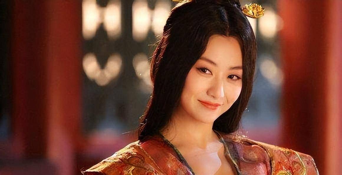 白浅、紫萱，那些妩媚动听的美女，谁走进了你的心？