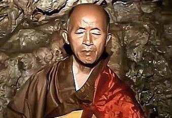 原创
            用气功治好癌症，名噪一时的海灯法师，是有真才实学还是江湖骗子
