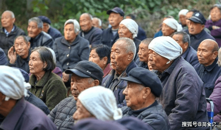 半岛体育俗话说“老人长寿子孙不旺”健康长寿为何是错？看完就懂了(图5)