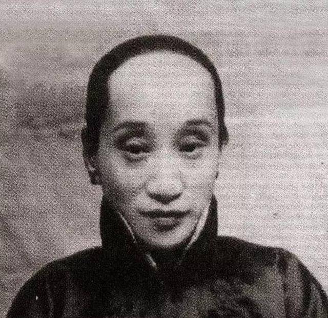 卑微的爱！小开云 开云体育官网脚朱安徒步80公里为鲁迅买糕点却只换来一个好字