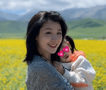 原创她曾是《快乐星球》中的“假小子”，如今晋升为辣妈，转行当老师