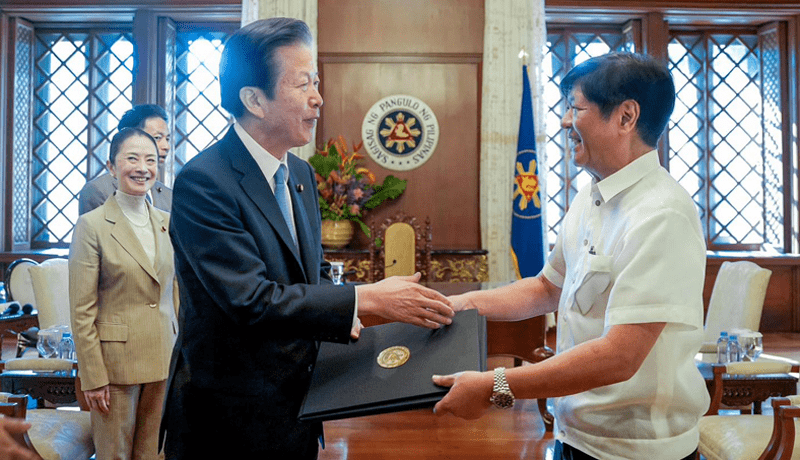 原创
            日本给菲送海警船，解放军围琉球绕圈，日本软肋在哪，中方最清楚丨日本海警船只被撞击图片