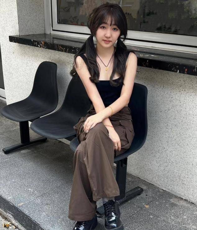 真正懂得穿米乐 M6衣的女人绝不会穿瑜伽裤或骑行短裤！换上这件衣服更显优雅高级(图9)
