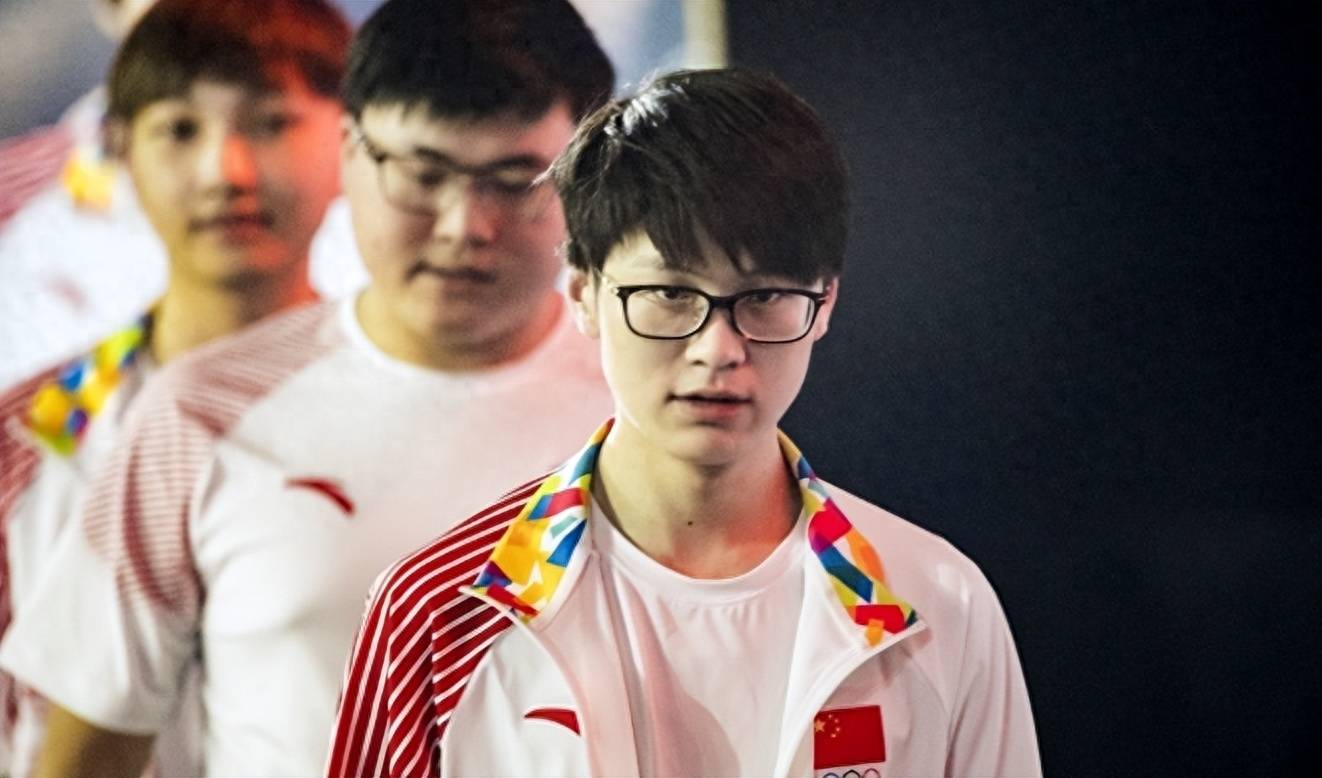 虎牙直播_NBA直播_足球篮球英超欧洲杯高清体育赛事亚运会去哪看？虎牙全程转播UZI坐镇二路解说