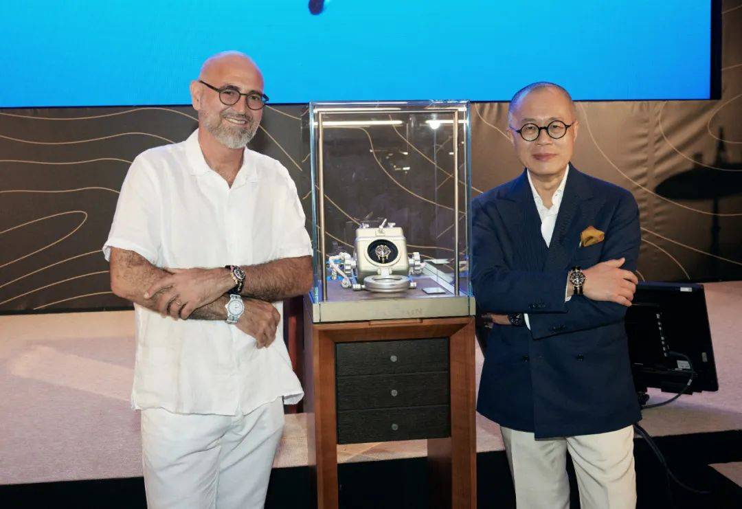 ������ʮ�x�ֳ�������Ʒ!�����Ϸ�,�ͻ��������ĵ�һ���֤����