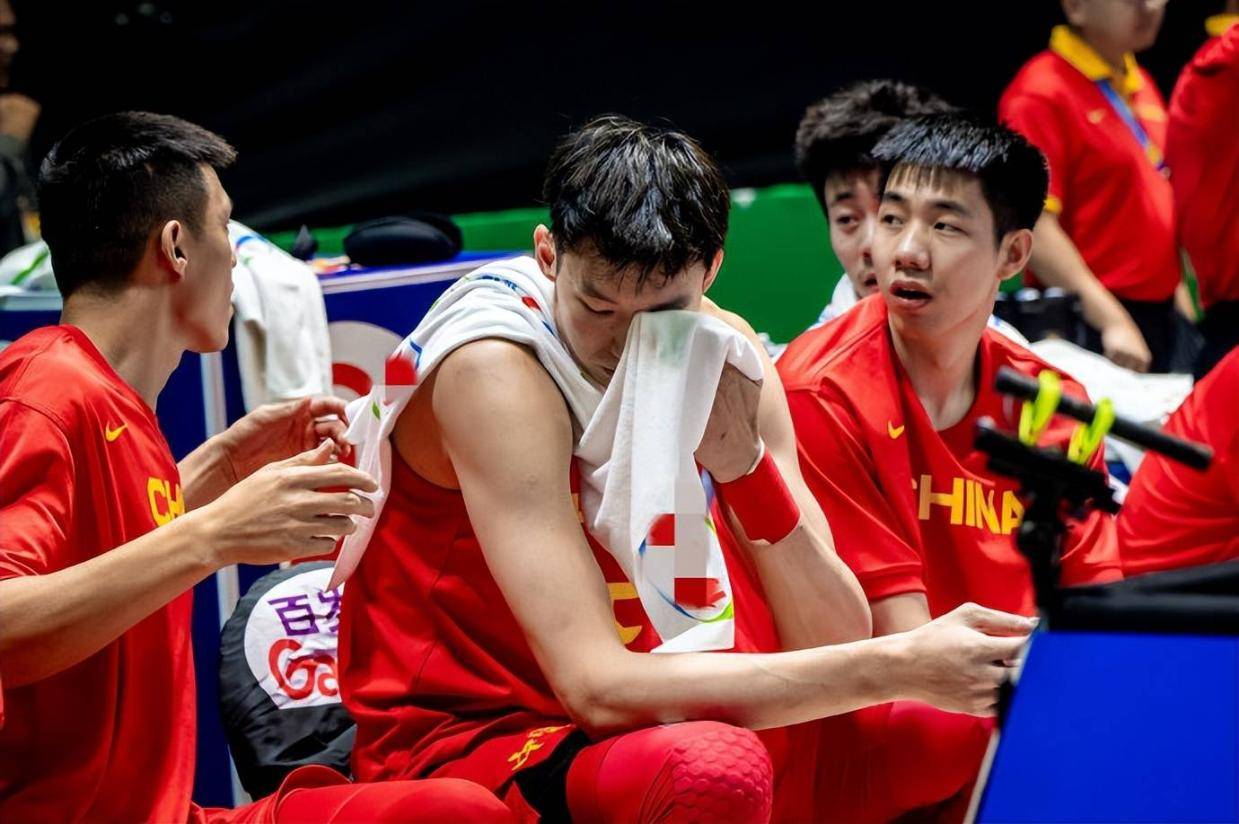 深一度：亚运会男篮女足队惨败，中国队的现代优势项目这是怎么了？