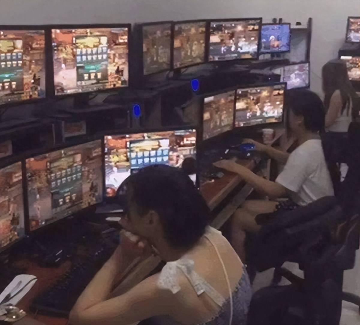 不可不知的搬砖必要条件，《魔域手游》全都满足！