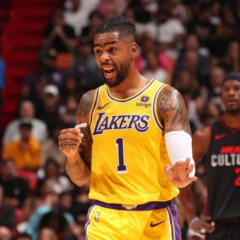 原创NBA晚报｜詹姆斯不满判罚 全明星将改制 哈登谈首秀
