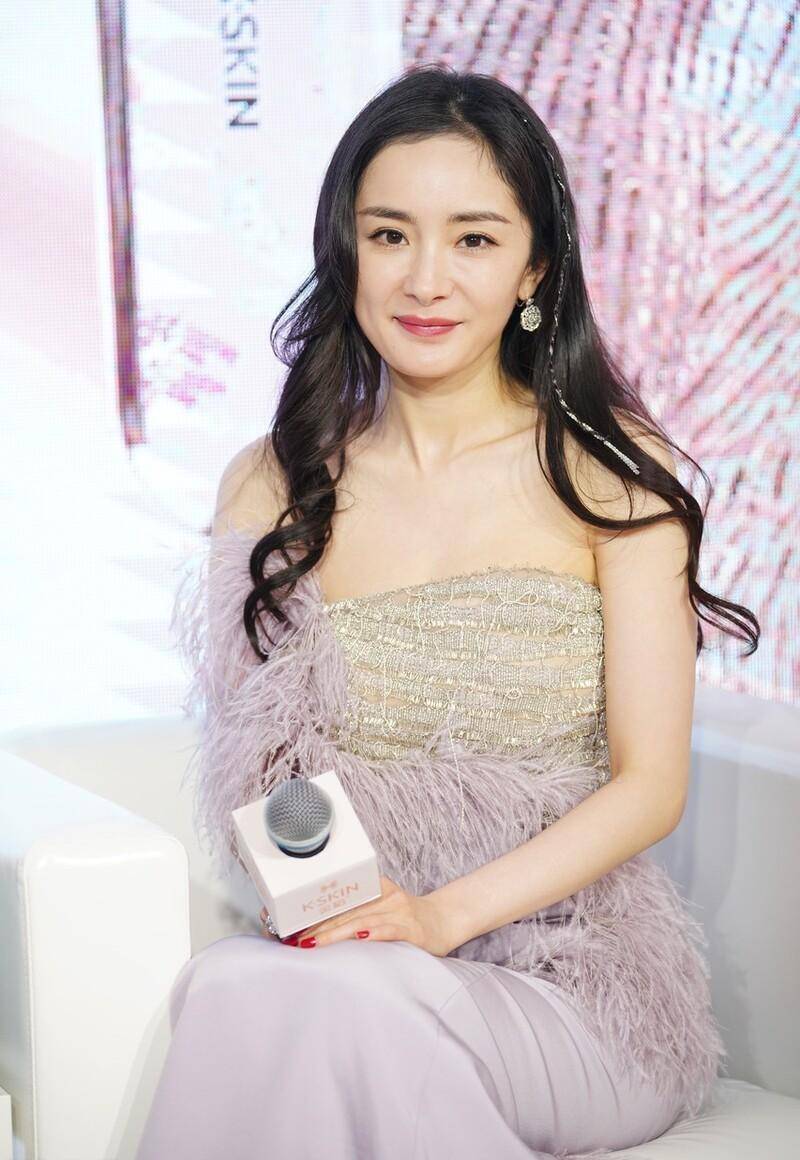 原创娱乐圈人红事多的五位绯闻女明星，快来看看有没有你家爱豆