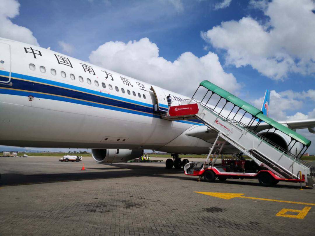2020年2月,内罗毕机场的南航客机