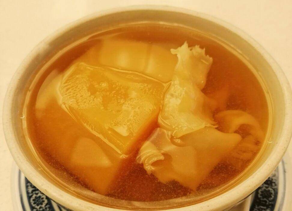 女人吃不吃花胶,差别真的太大了!这类女人尤其需要!
