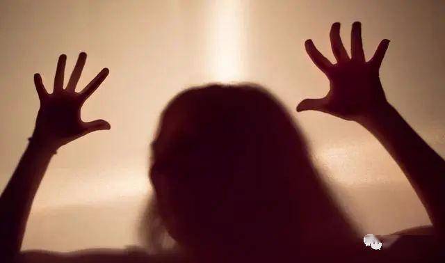 怎么才能让自己不抑郁 effbd4466dae434cb643c220cd5414f4.jpeg