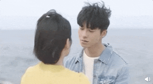 就好像坐在过山车上的我的少女心,随时准备跳出我的身体,冲向《想见你