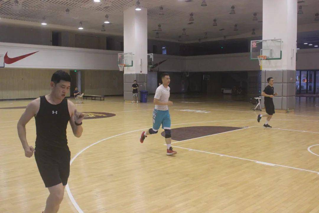 大学怎么考篮球裁判员 285d6d62095045fd8496ed5cccd2e5c7.jpeg