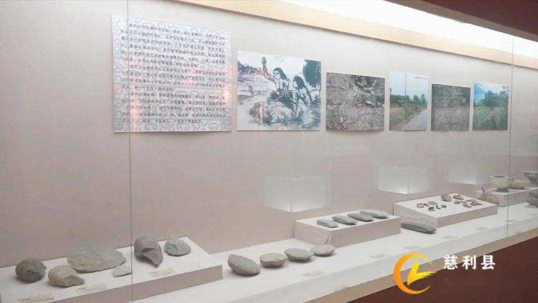 慈利县博物馆位于零阳镇白公城北路,走进馆内,记者看见,"楚汉古城","