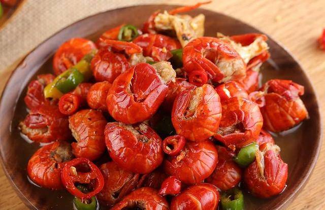 火锅底料炒小龙虾虾尾 e24b521fc25745738f11bff902b18778.jpeg