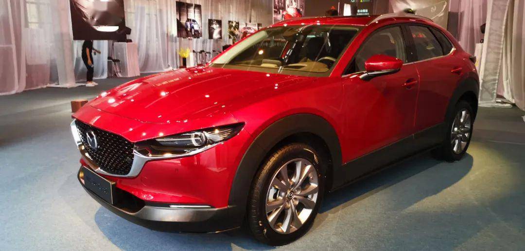 车闻| 你的专属"小红椒" mazda cx-30跑旅品鉴之夜广州站剪影